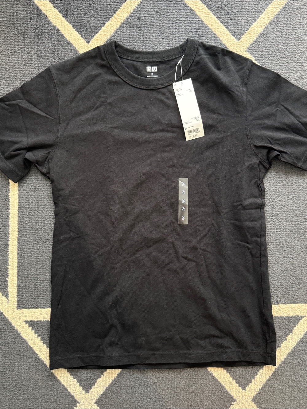 Uniqlo Men’s Black Crew Neck Short Sleeve Tee